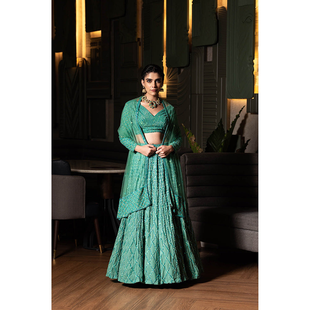 Midushi Bajoria Green Heavy Georgette Lehenga with Hand Embroidery Blouse & Dupatta (Set of 3)