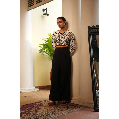 Midushi Bajoria Tt White with Black Pearl Crop Top with Pant (Set of 2)