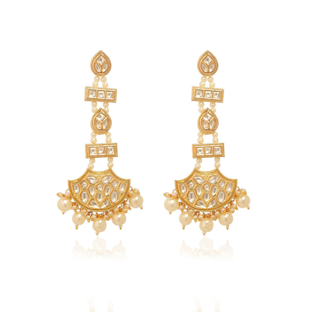 MINAKI Gold Jewellery Maang Tikka and Earrings