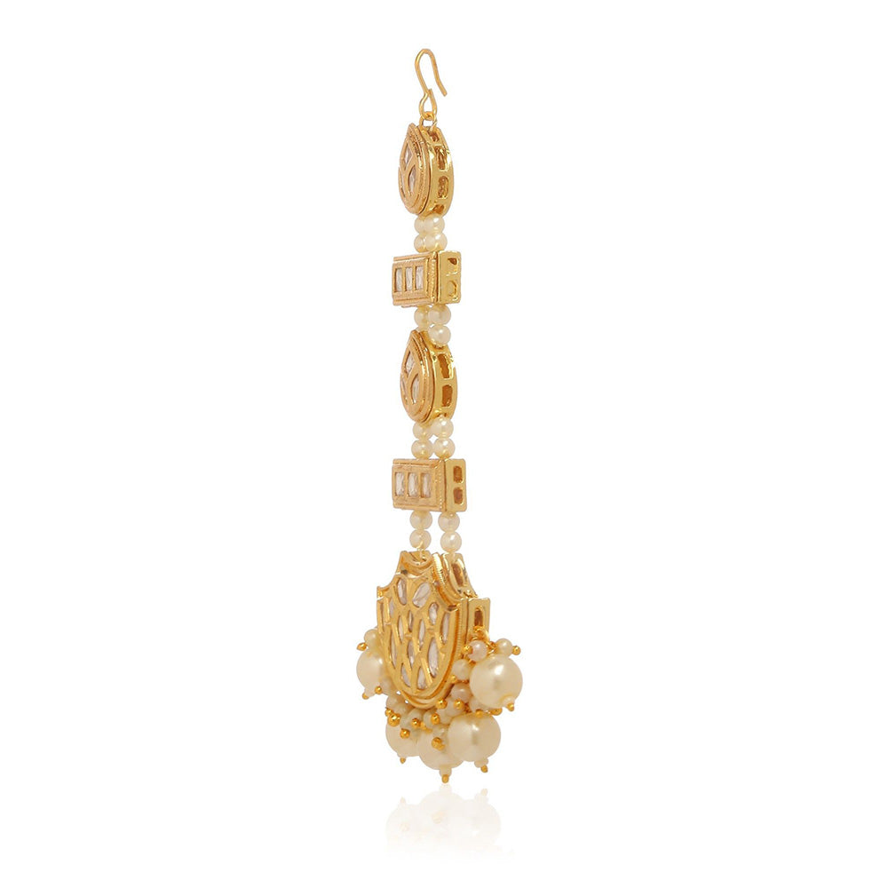 MINAKI Gold Jewellery Maang Tikka and Earrings