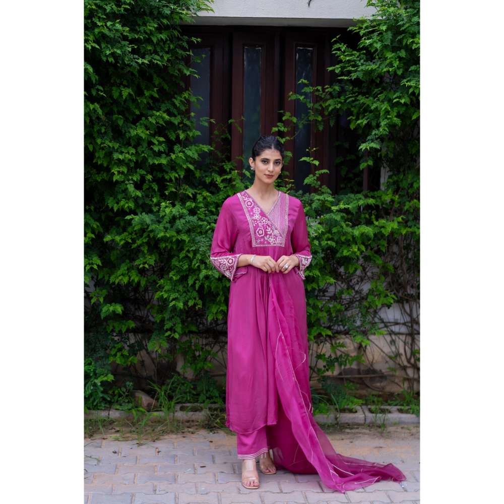 MINSH Cerise Purple Kurta With Pant And Dupatta (Set of 3)