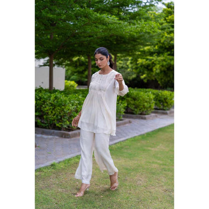 MINSH Pristine White Kurti With Palazzo (Set of 2)