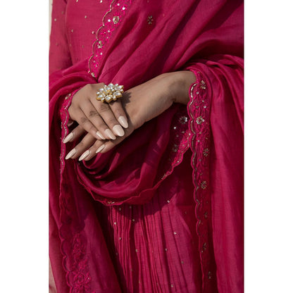 MITHI SUPARI Pink Chameli Kurta with Pant and Dupatta (Set of 3)