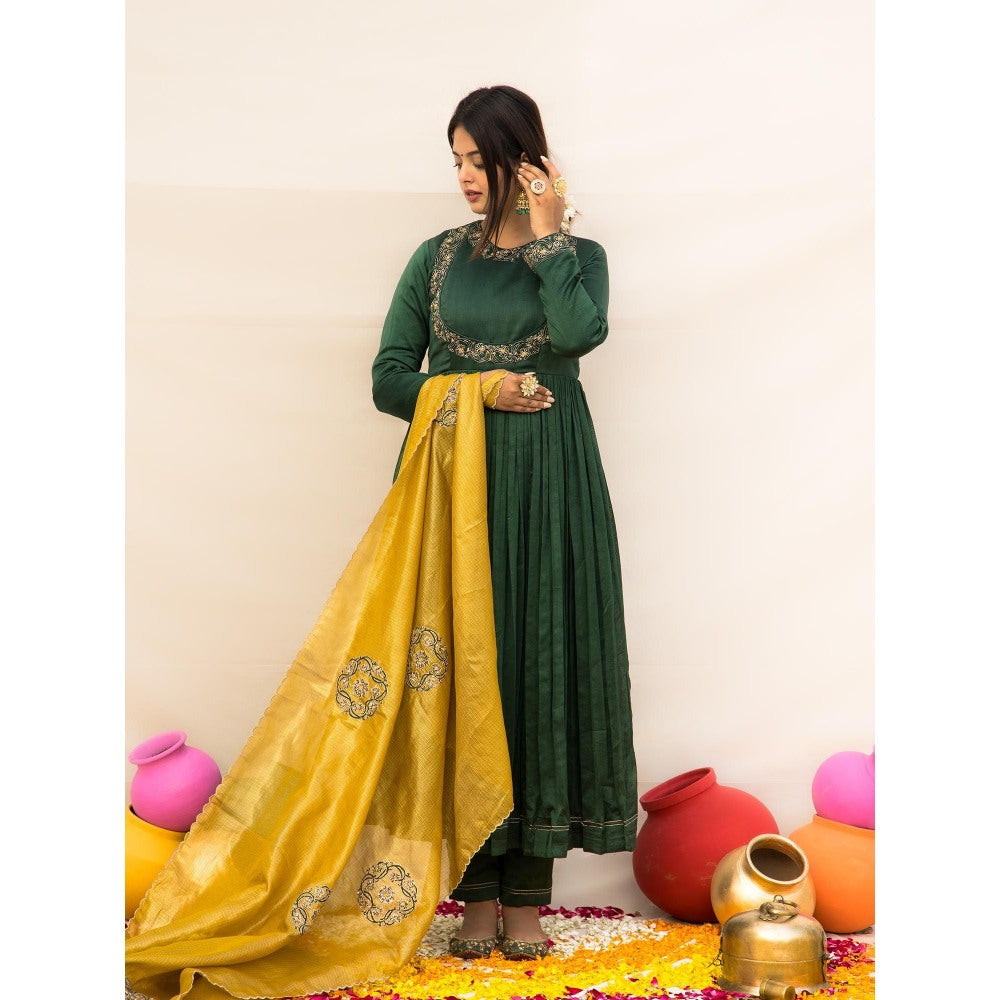 MITHI SUPARI Green Gul Bahaar Anarkali Kurta with Pant and Dupatta (Set of 3)