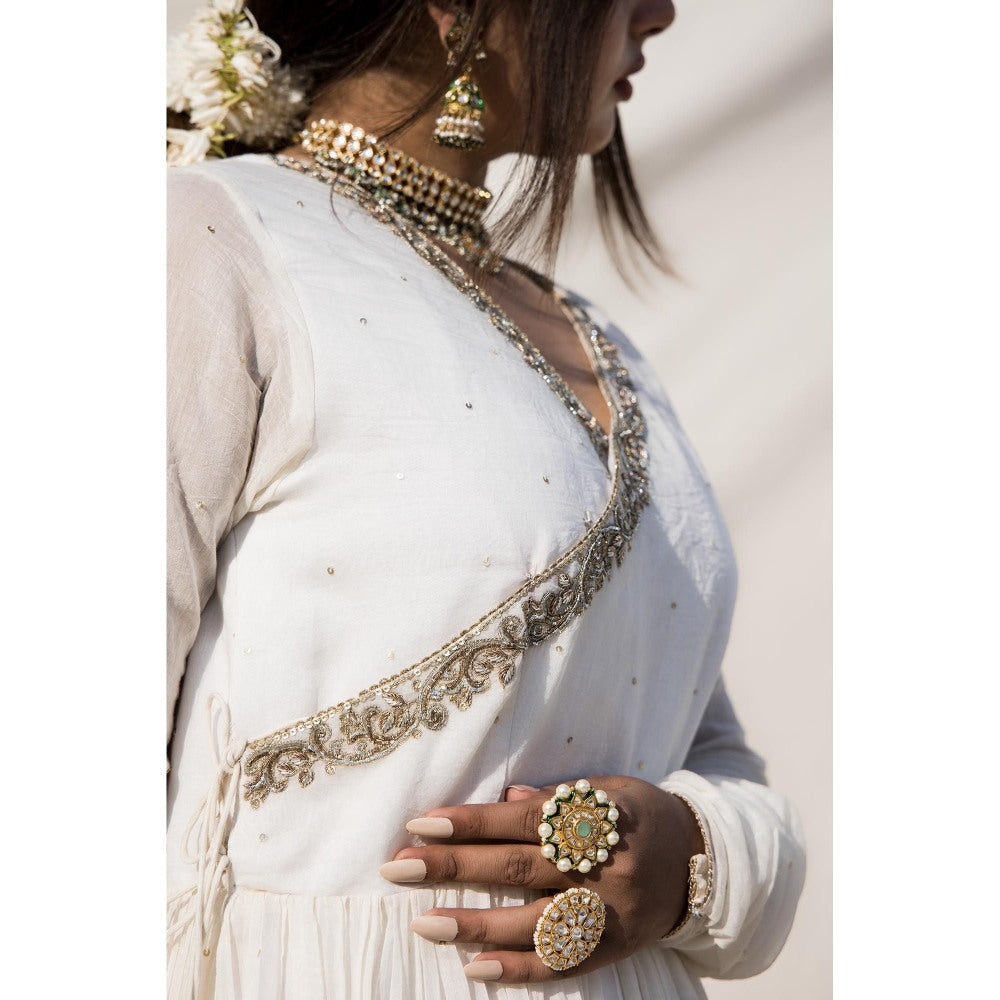 MITHI SUPARI White Champa Angarkha Kurta