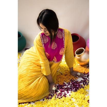 MITHI SUPARI Mango and Pink Basanti Kurta with Pant (Set of 2)