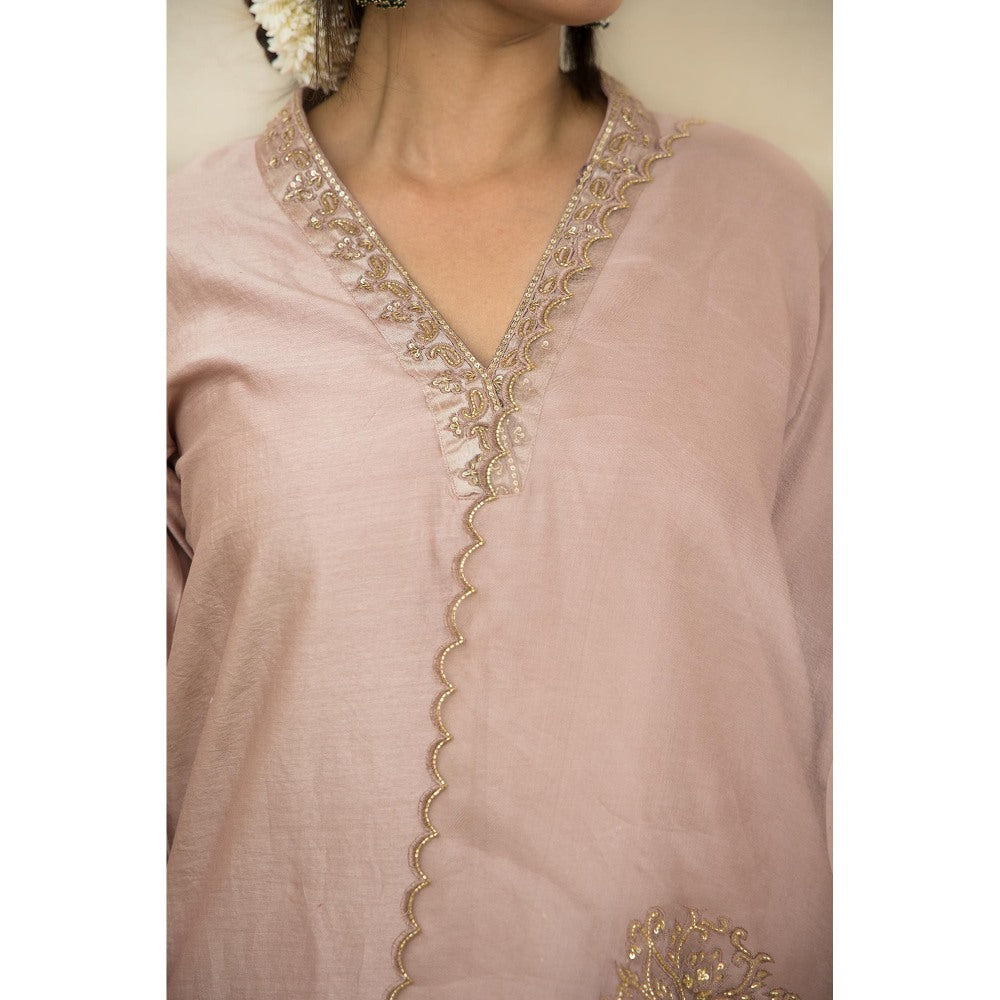MITHI SUPARI Mauve Afimi Kurta with Pant and Dupatta (Set of 3)