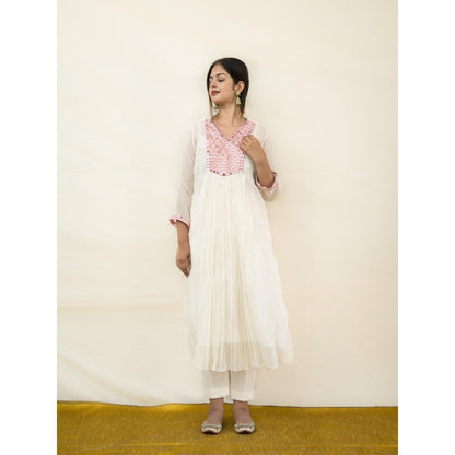 MITHI SUPARI Ivory and Pink Meer Mirror Work Anarkali Kurta with Pant (Set of 2)