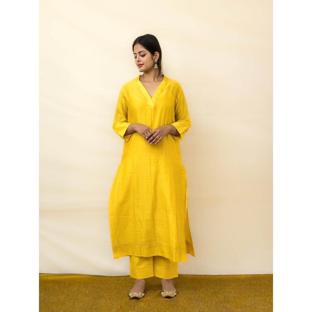 MITHI SUPARI Yellow Malti Kurta with Pant and Embroidered Dupatta (Set of 3)