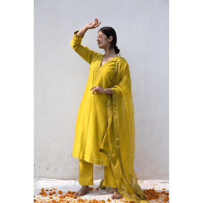 MITHI SUPARI Lime Green Dhani Kurta and Pant with Dupatta (Set of 3)