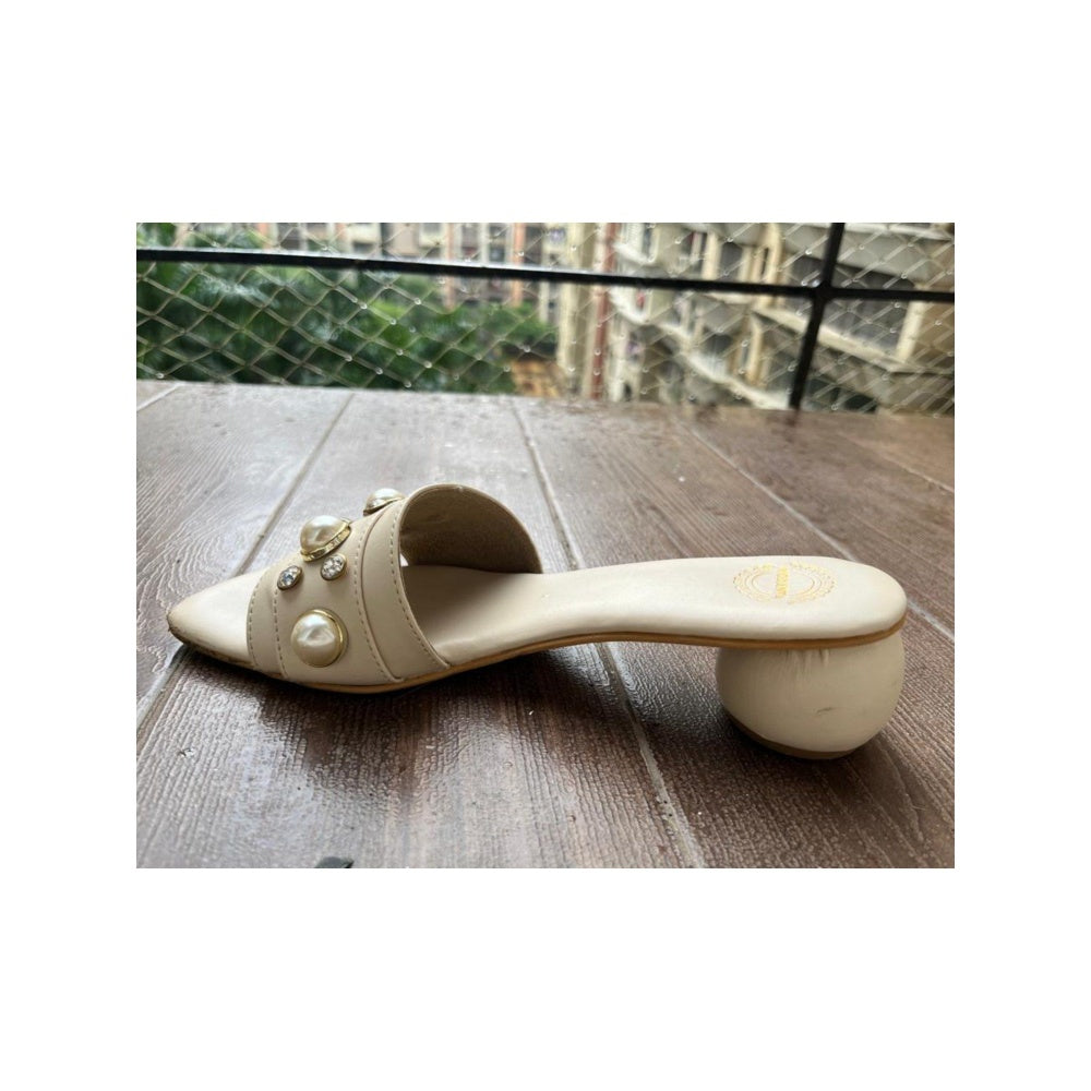 Modanta Cream Round Pearl Heels