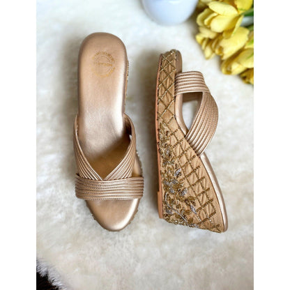 Modanta Gold Checks Wedges