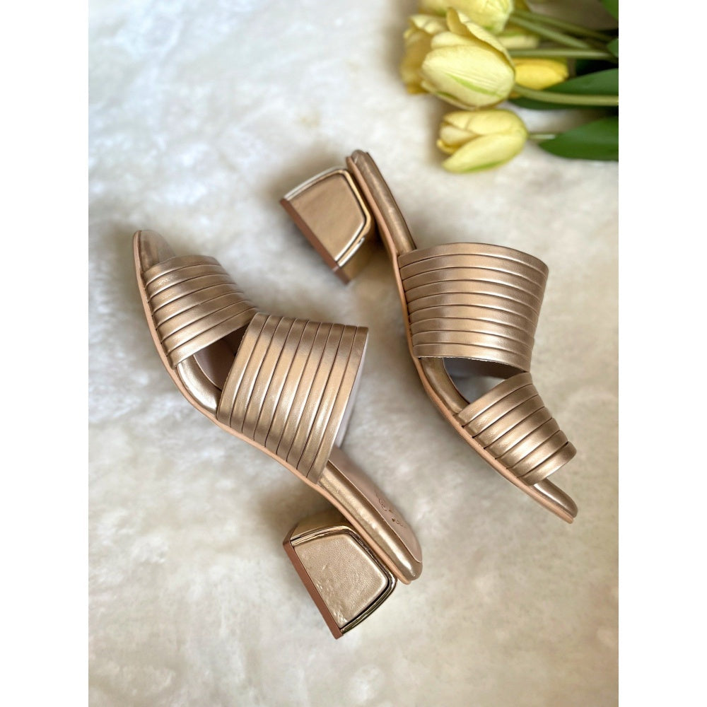 Modanta Gold Pleated Heels