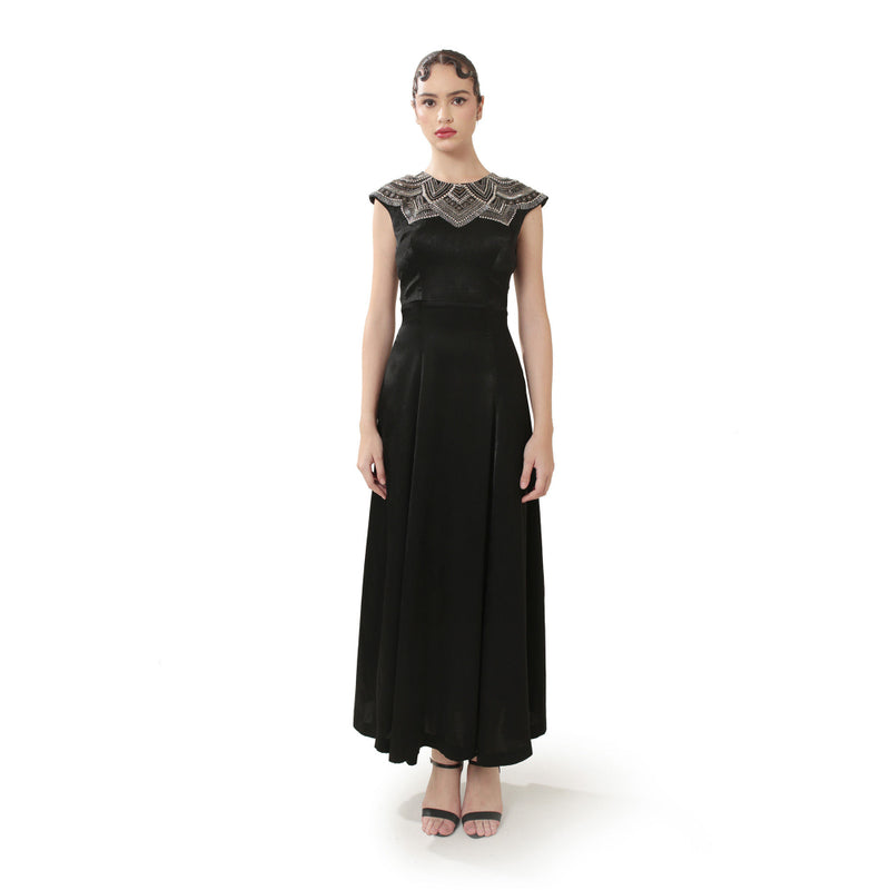 MODO CALDO Black Celeste Dress