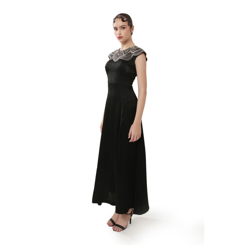 MODO CALDO Black Celeste Dress