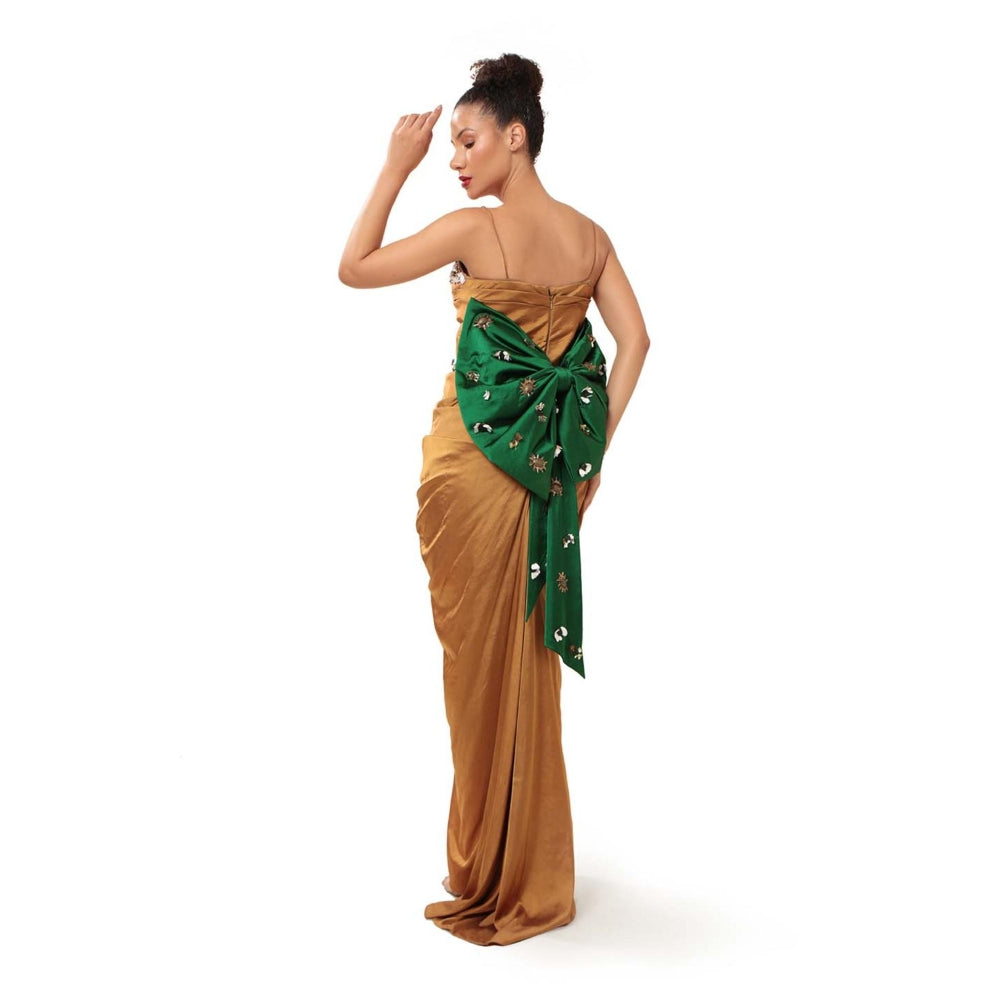 MODO CALDO Womens Gold Gown with Bow