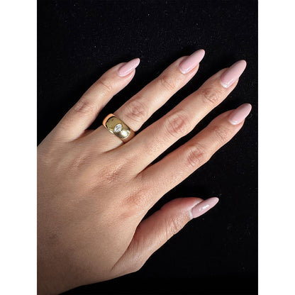 Mon Tresor Unisex Thick White Ring Inlaid Oval Diamond