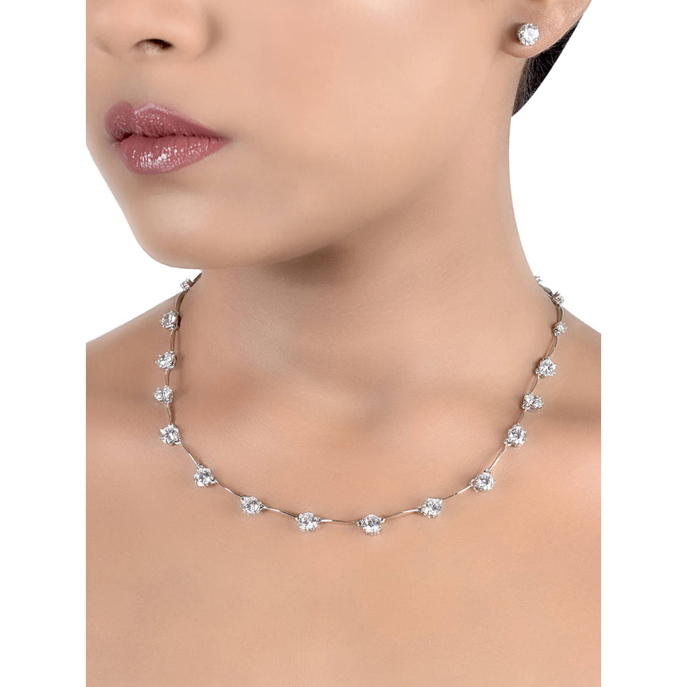 Mon Tresor Equal Solitaire Apart Necklace with Pair Of Earrings - White