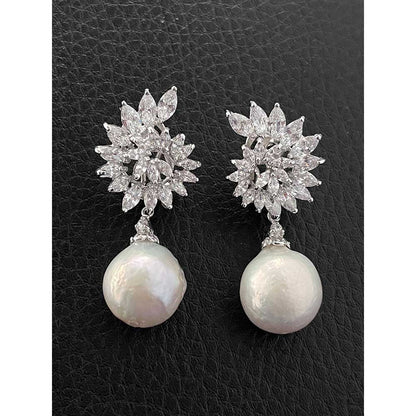 Mon Tresor Detachable Spiral Top With Baroque Pearl Drop Earrings - White