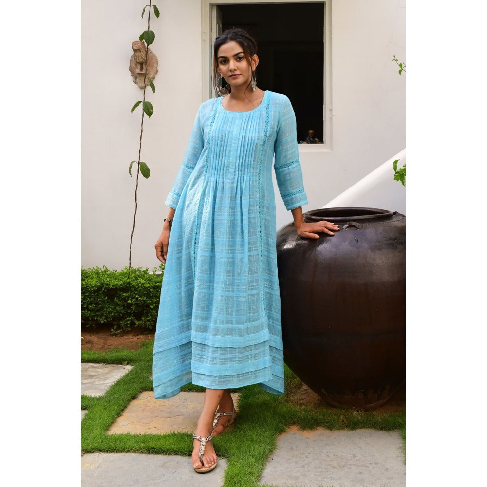 Myaara Neer Dress
