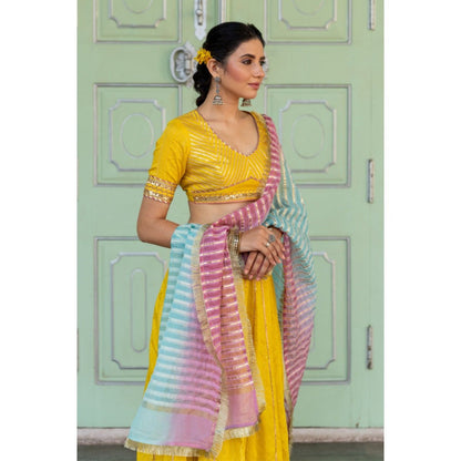 Myaara Kesar Lehenga Set (Set of 3)