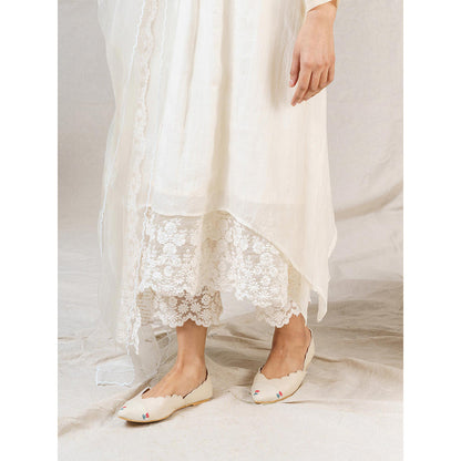 NAAZ BY NOOR Snow Drop White Kurta With Pant And Dupatta (Set of 3)