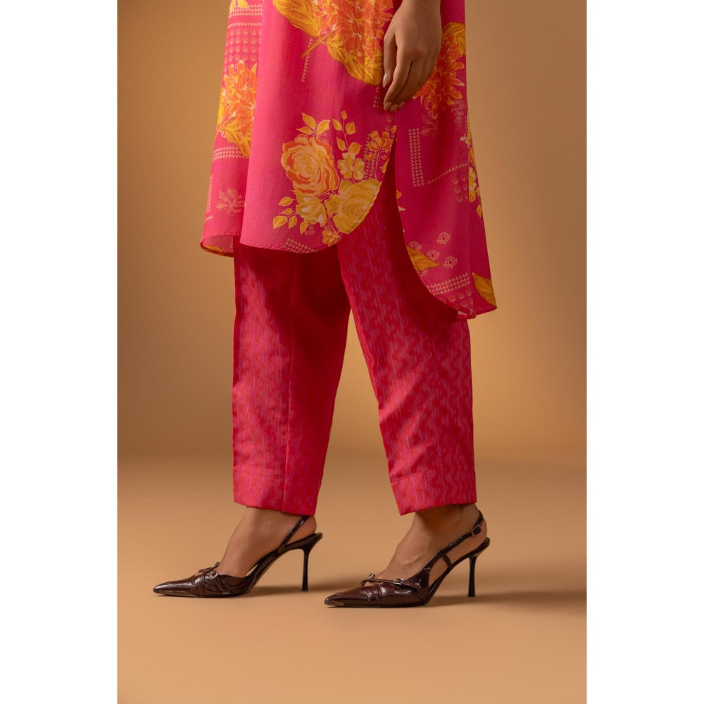 Naseebo Pink Serenade Muslin Kurta with Pant