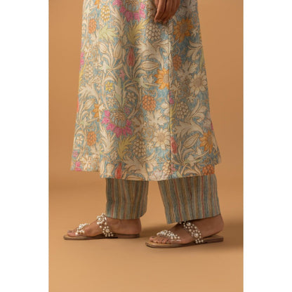 Naseebo Cyan Bloom Linen Premium Kurta with Pant - Blue
