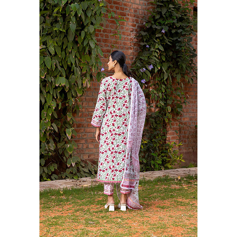 Naseebo Blooming Grace Kurta With Pant And Dupatta
