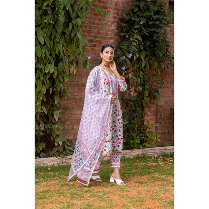 Naseebo Blooming Grace Kurta With Pant And Dupatta