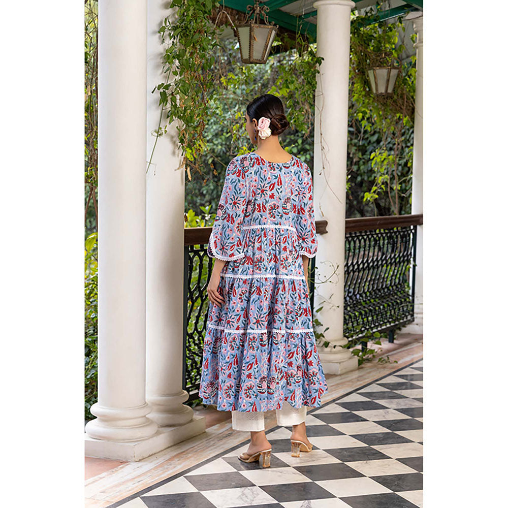 Naseebo Blue Petal Kurta With Pant