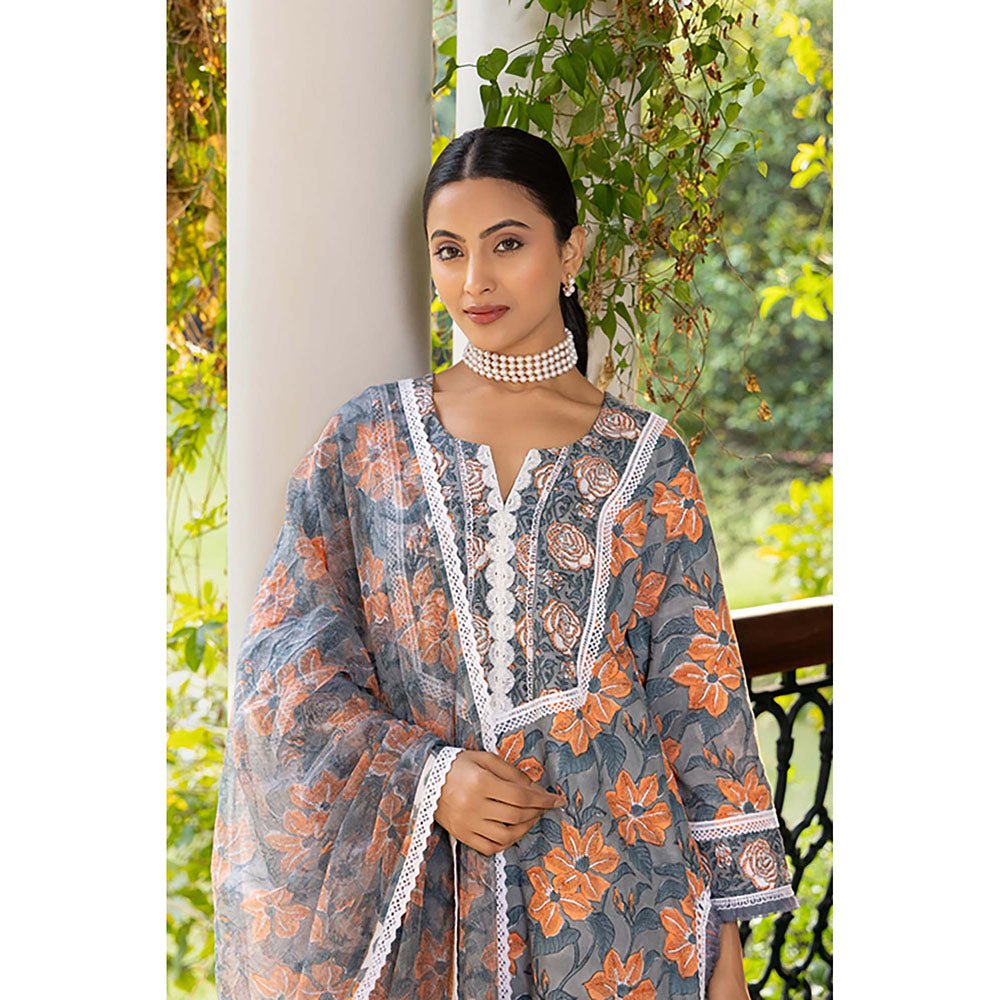 Naseebo Smoky Grey Kurta And Pant With Dupatta Set