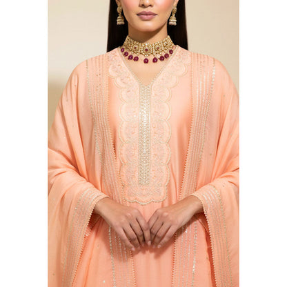 Naseebo Womens Chanderi Embroidered Peach Kurta with Pant and Dupatta