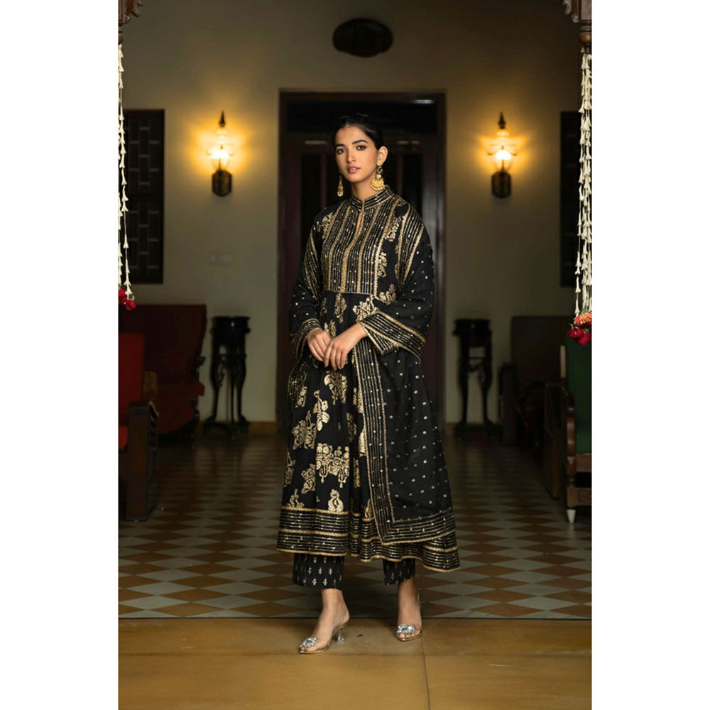 Naseebo Womens Cotton Embroidered Black Anarkali Kurta with Pant and Dupatta