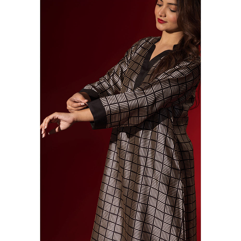 Naseebo Ebony Checked Print Black Silk Kurta and Pant