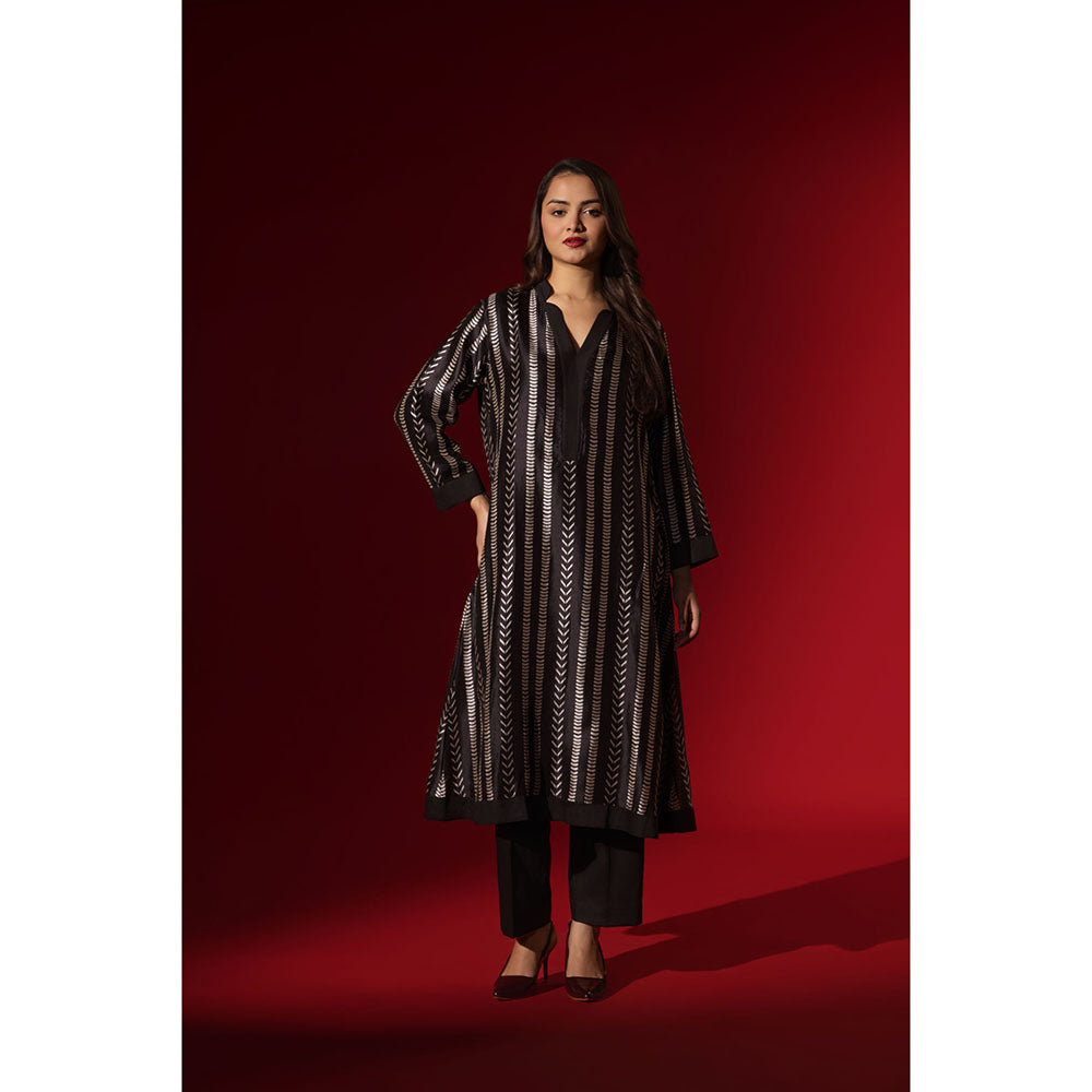 Naseebo Linear Rhythm Ebony Black Silk Kurta and Pant