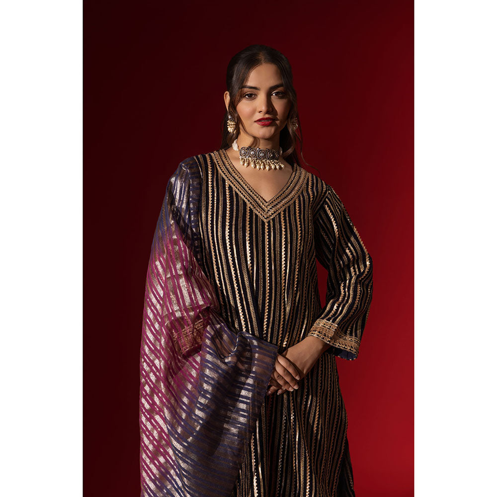 Naseebo Navy Blue Velvet Gota Kurta with Pant & Dupatta