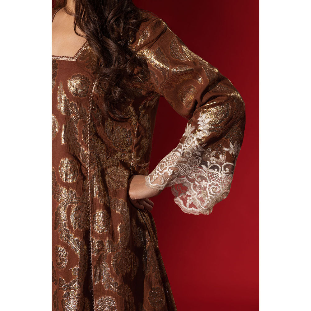 Naseebo Brown Allure Shimmer Kurta with Pant & Dupatta