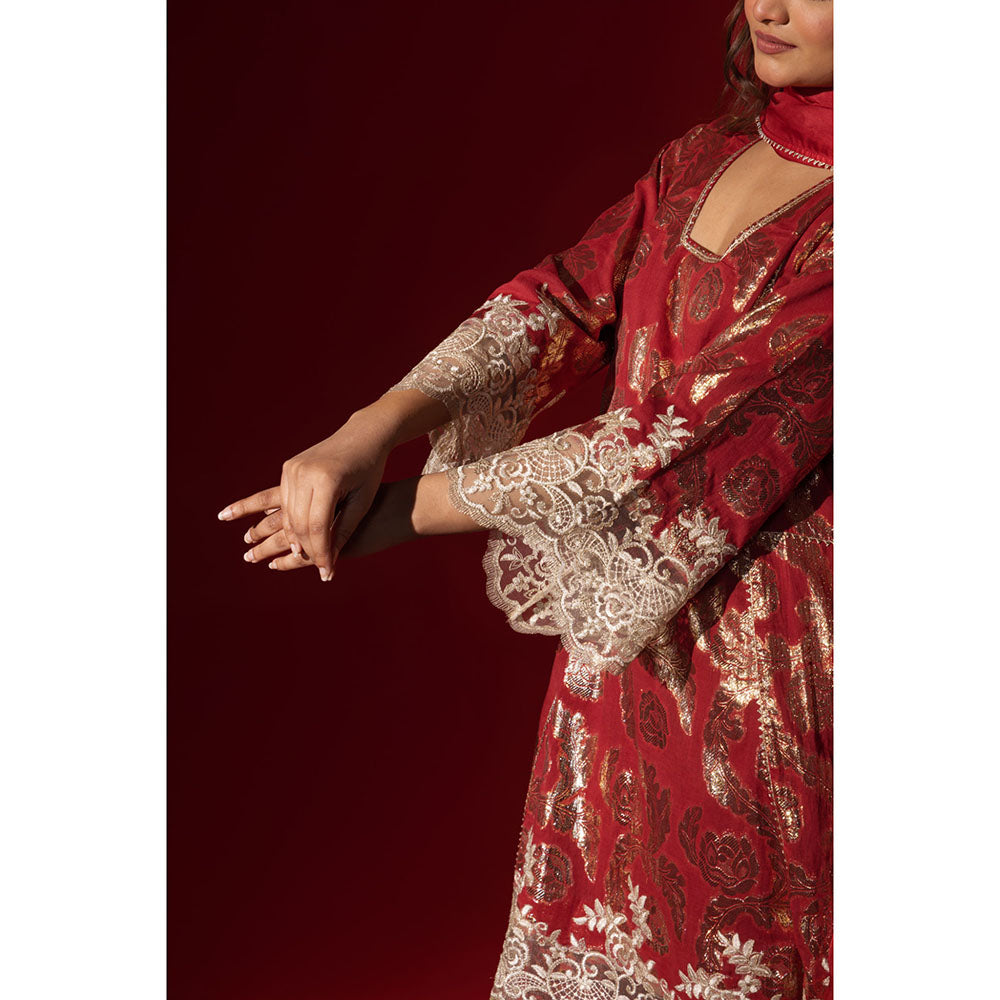 Naseebo Red Aura Shimmer Kurta with Pant & Dupatta
