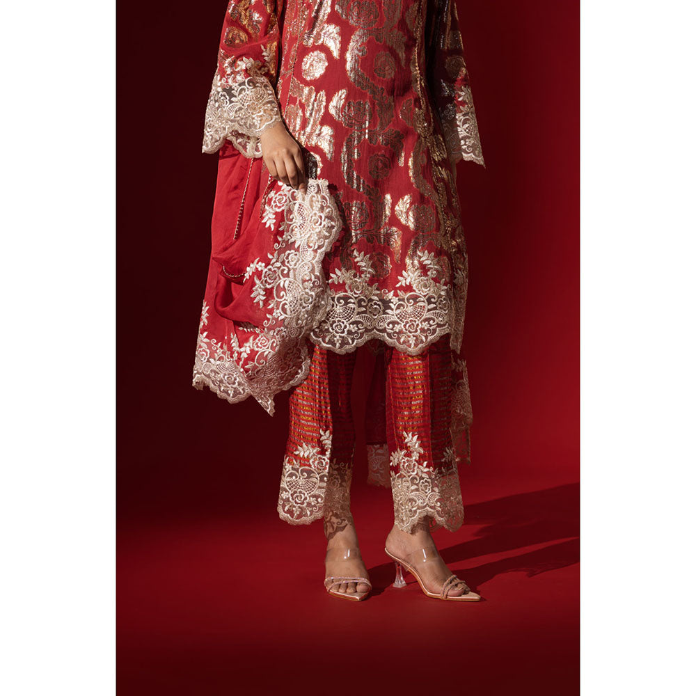 Naseebo Red Aura Shimmer Kurta with Pant & Dupatta