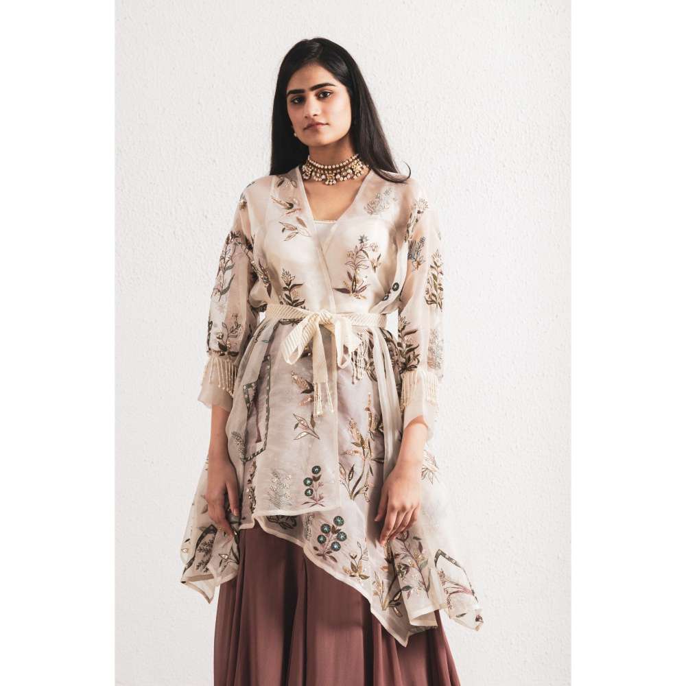 Neelu Sethi Georgette Plain Skirt With Hand Embroidery Cape- Blouse and Belt (Set of 4)