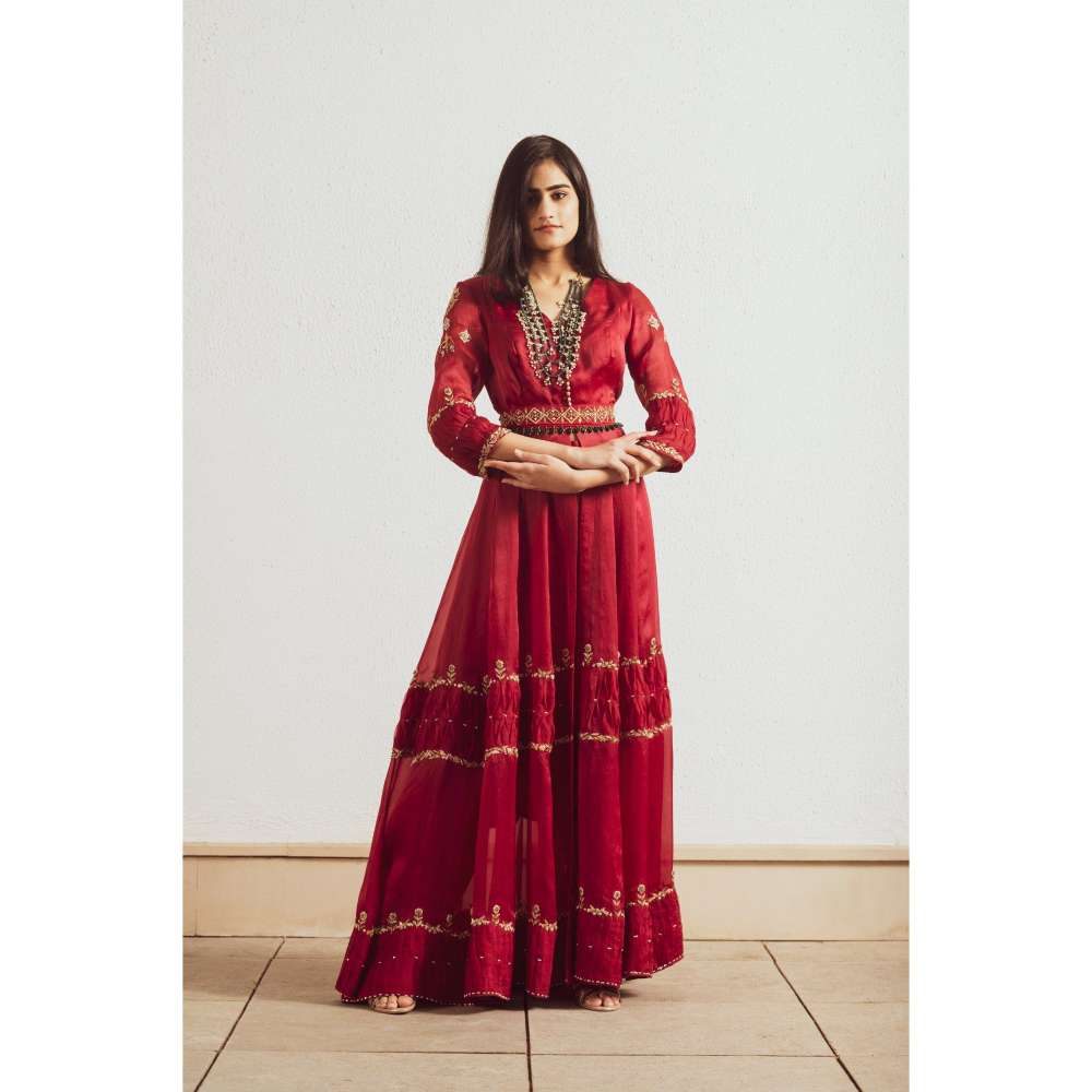 Neelu Sethi Red Organza Embroidered Gown-Pant with Belt and Dupatta (Set of 4)