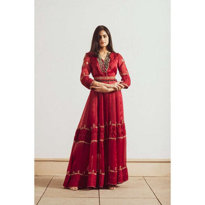 Neelu Sethi Red Organza Embroidered Gown-Pant with Belt and Dupatta (Set of 4)
