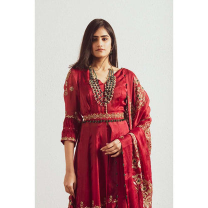 Neelu Sethi Red Organza Embroidered Gown-Pant with Belt and Dupatta (Set of 4)