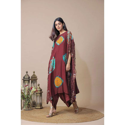 Neelu Sethi Silk Tie Dye Shibori Cape With Drop Crotch Pant And Blouse (Set of 3)