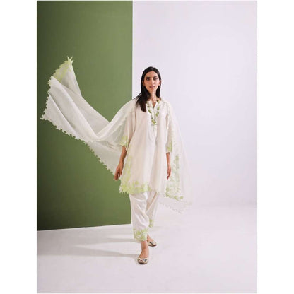 Neelu Sethi Off White Chanderi Kurta With Salwar And Dupatta (Set of 3)