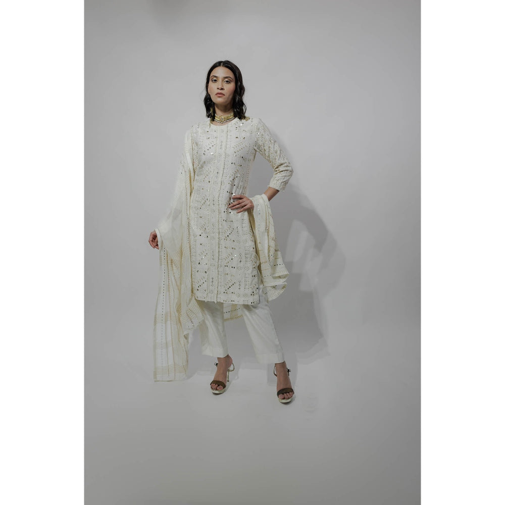 Neha Tarun Off White Embroidered Kurta with Pant and Dupatta (Set of 3)