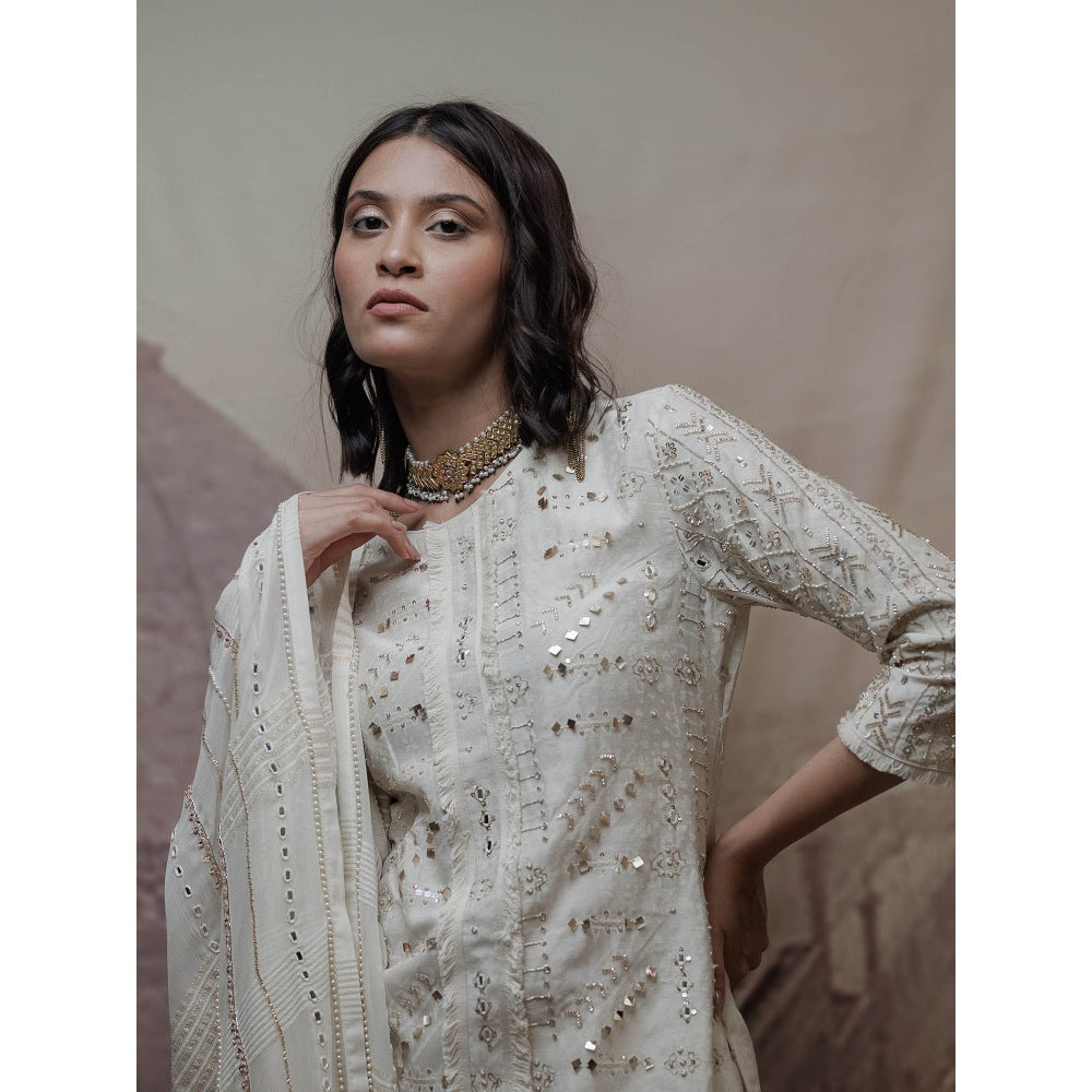 Neha Tarun Off White Embroidered Kurta with Pant and Dupatta (Set of 3)