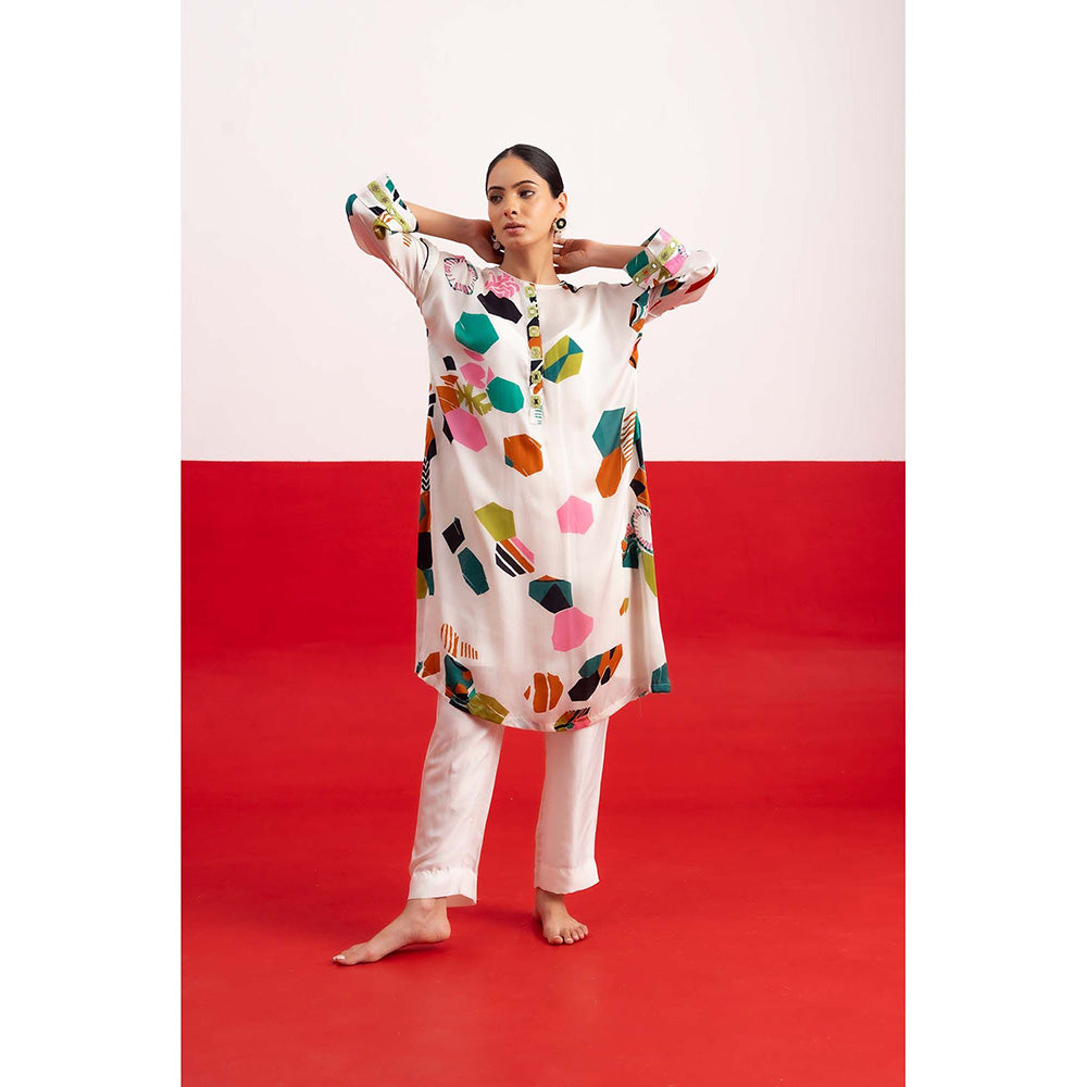 NEHER Mosa White Kurta with Pant