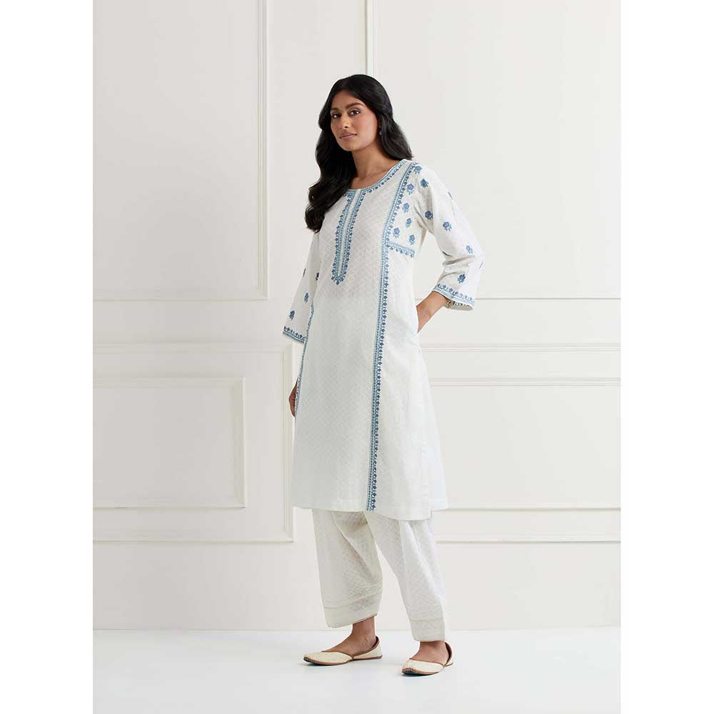 NEMAANI Off White Embroidered Aline Kurta with Salwar Pant (Set of 2)